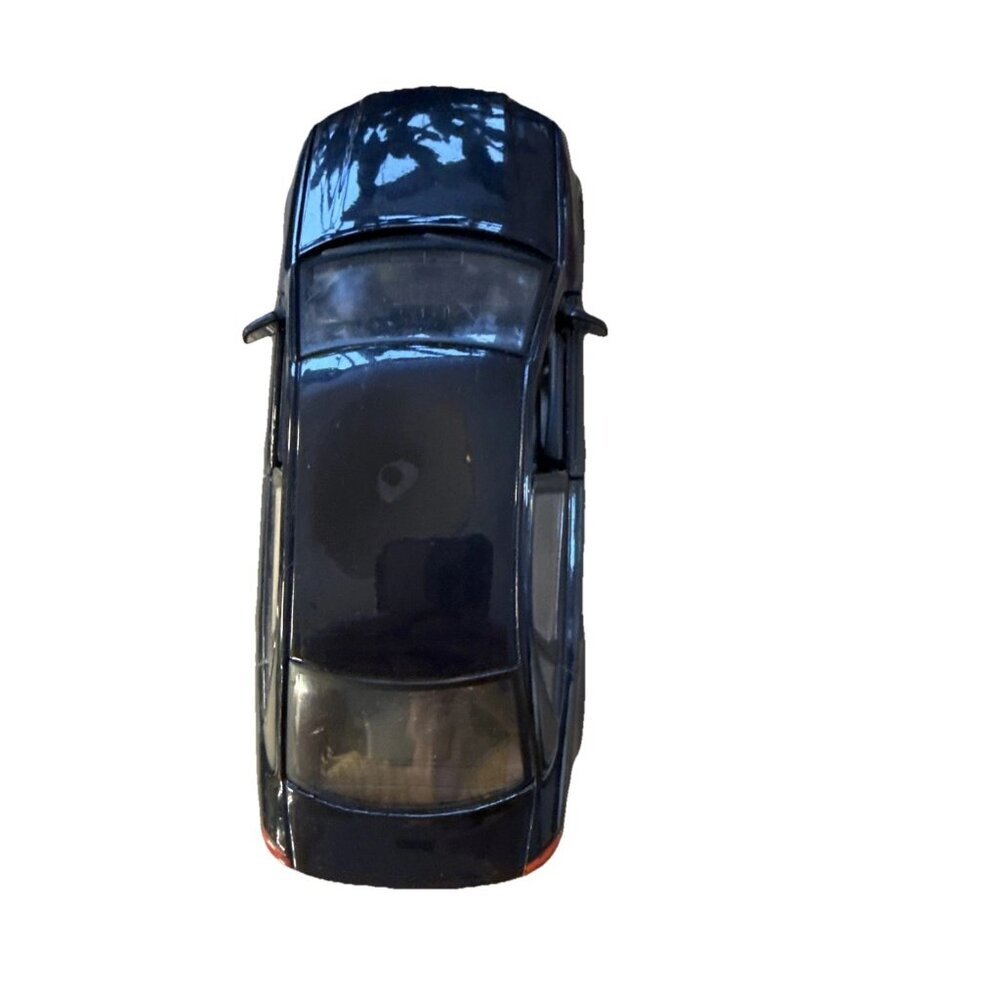 Audi A4, Black - Maisto - 1/24 scale Diecast Model Toy Car V6-3.0 - Picture 6 of 14